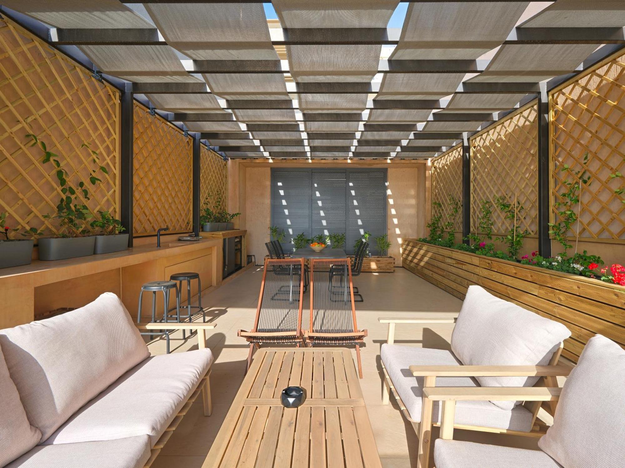 Sea View Garden Suites Piraeus Exterior photo